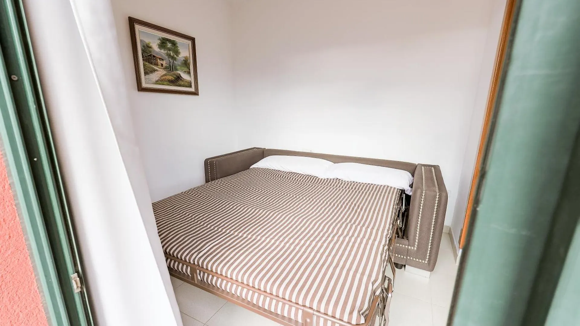 Apartamentos Royal Lloret de Mar 0*,  España