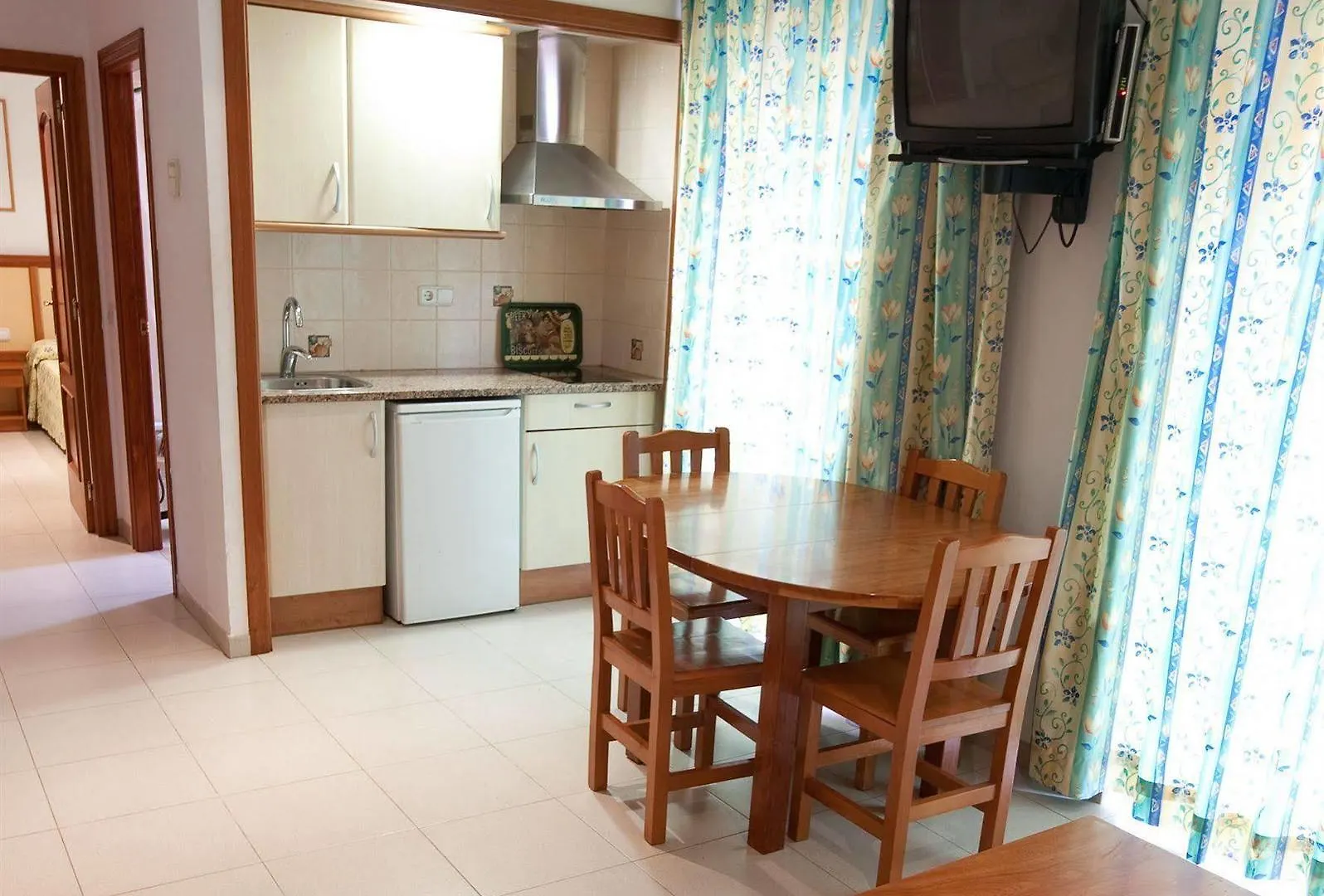 Apartamentos Royal Lloret de Mar 0*,  España