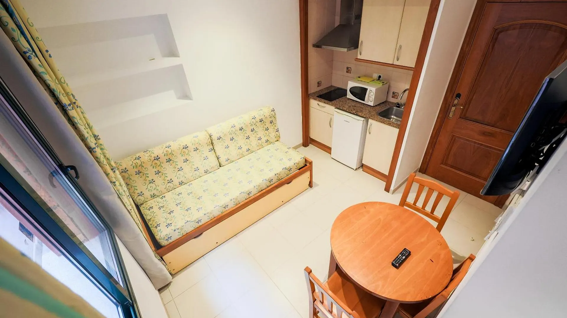 Apartamentos Royal Lloret de Mar